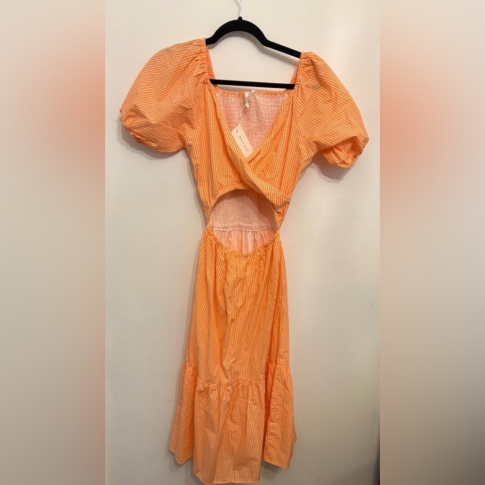 Orange Plunge Neck Puff Sleeve Backless Dress - Picture 2 of 3